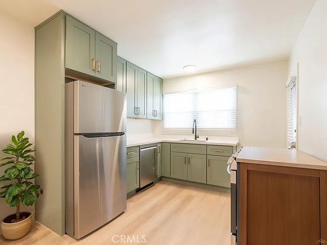 4222 Ventura Canyon, Sherman Oaks, CA 91423