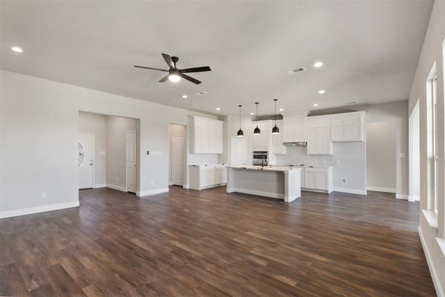 397 Private Road 7413, Wills Point, TX 75169