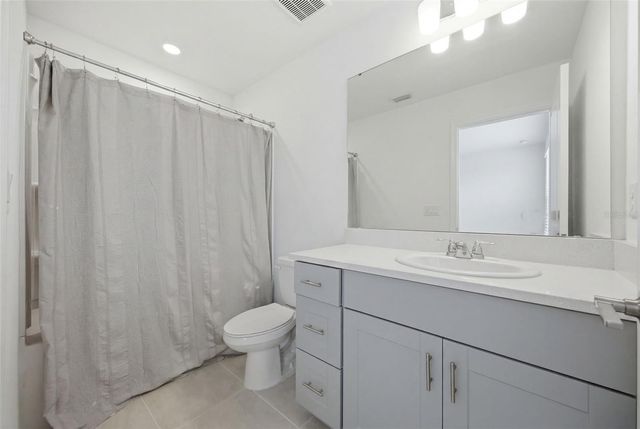 16570 SAN NICOLA PLACE, Bradenton, FL 34211
