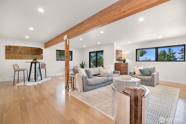 405 Bayside Road, Bellingham, WA 98225
