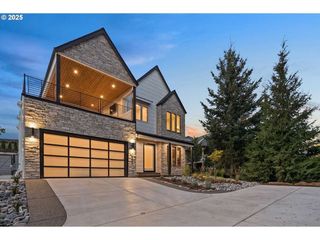 16738 Se 44TH Cir, Vancouver, WA 98683