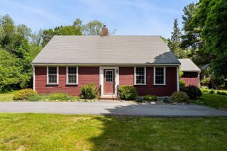 65 Summer St, Middleboro, MA 02346