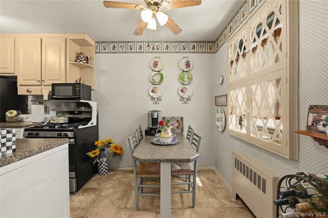 2120 202 Street 1-189, Bayside, NY 11360