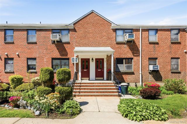 2120 202 Street 1-189, Bayside, NY 11360