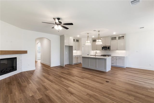 3009 Teller Drive, Bryan, TX 77808