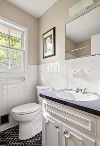 4924 Mountclaire Road, Stone Mountain, GA 30087