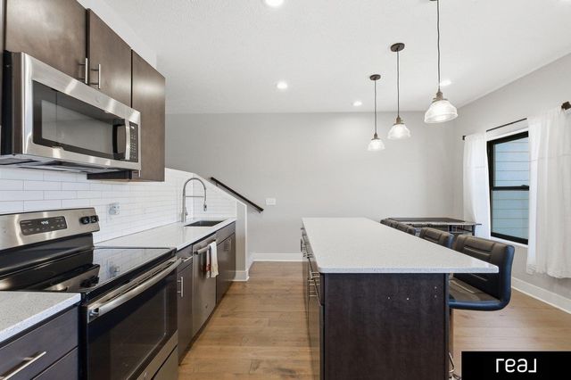 3117 mayberry Plaza, Omaha, NE 68105