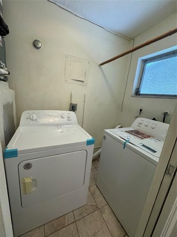 4949 NW 48th way, Tamarac, FL 33319