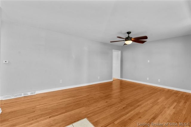 211 Gordon Drive, New Albany, IN 47150