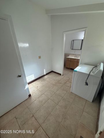 3333 E Lincolnshire Boulevard, Toledo, OH 43606