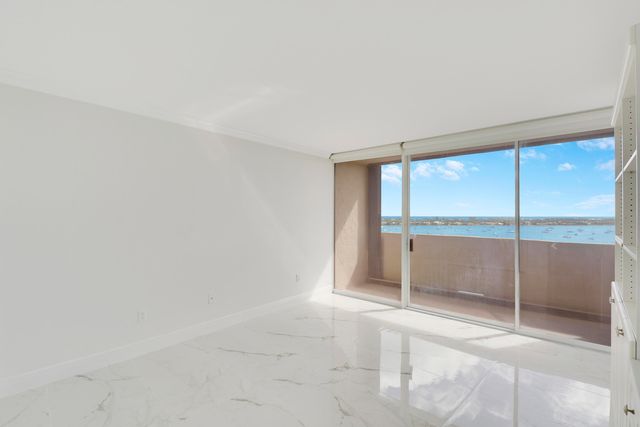 5200 N Flagler Drive 1404, West Palm Beach, FL 33407