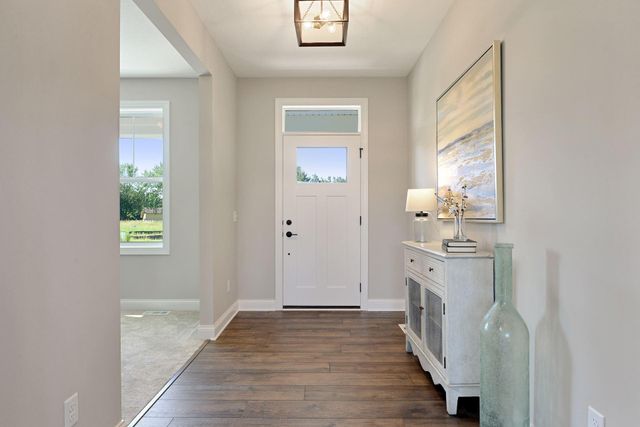 4632 Meadowview Lane, Minnetrista, MN 55331