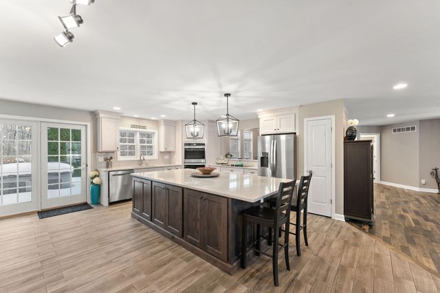 231 N 182 W, Valparaiso, IN 46385