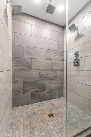 231 N 182 W, Valparaiso, IN 46385