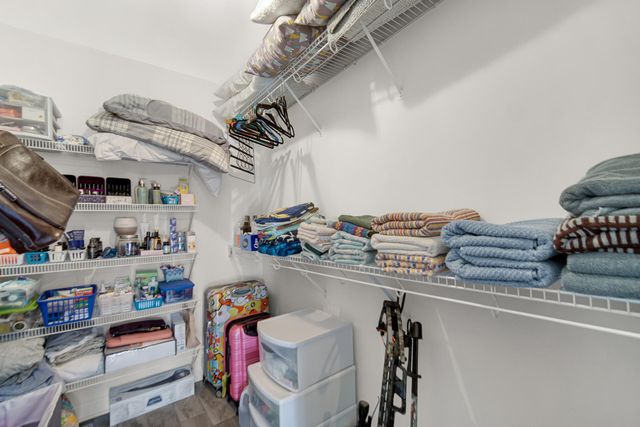 231 N 182 W, Valparaiso, IN 46385