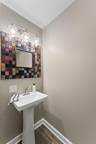 231 N 182 W, Valparaiso, IN 46385