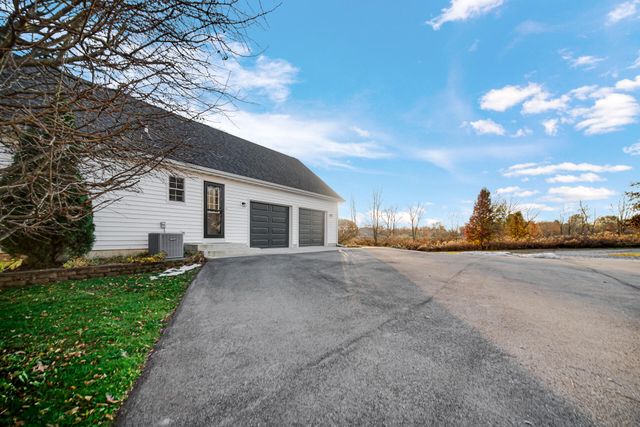 231 N 182 W, Valparaiso, IN 46385