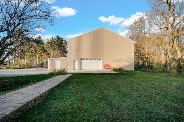 231 N 182 W, Valparaiso, IN 46385