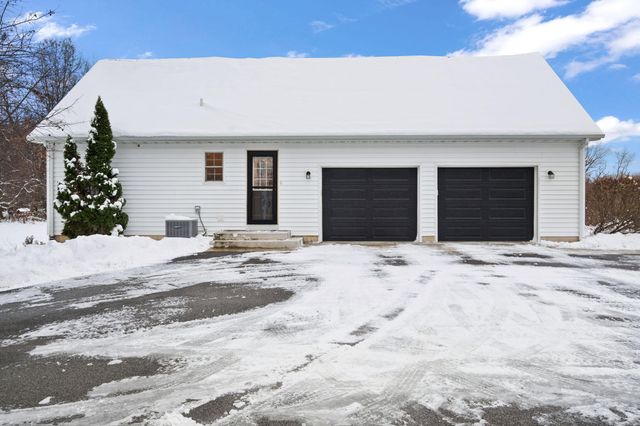 231 N 182 W, Valparaiso, IN 46385