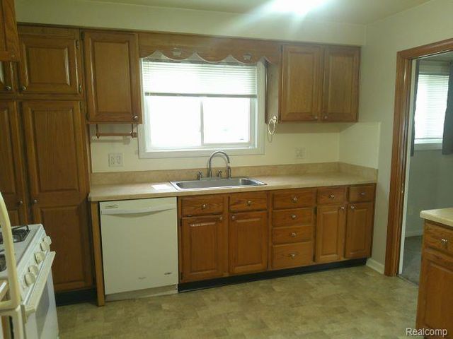 3310 Culver Avenue, Dearborn, MI 48124