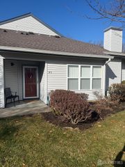 85 Sunnymede Street, Englishtown, NJ 07726