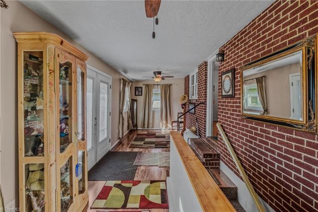 2252 Wards Gap Road, Mount Airy, NC 27030