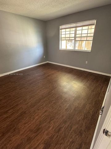 231 SW 116th Ave 19202, Pembroke Pines, FL 33025