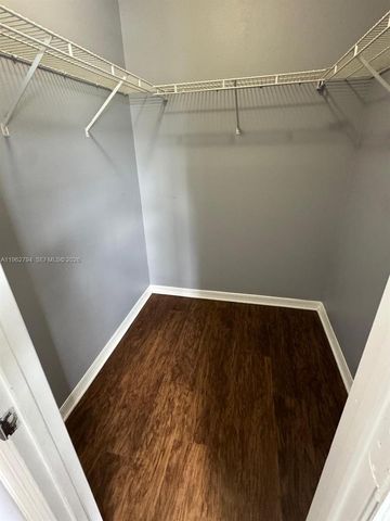 231 SW 116th Ave 19202, Pembroke Pines, FL 33025