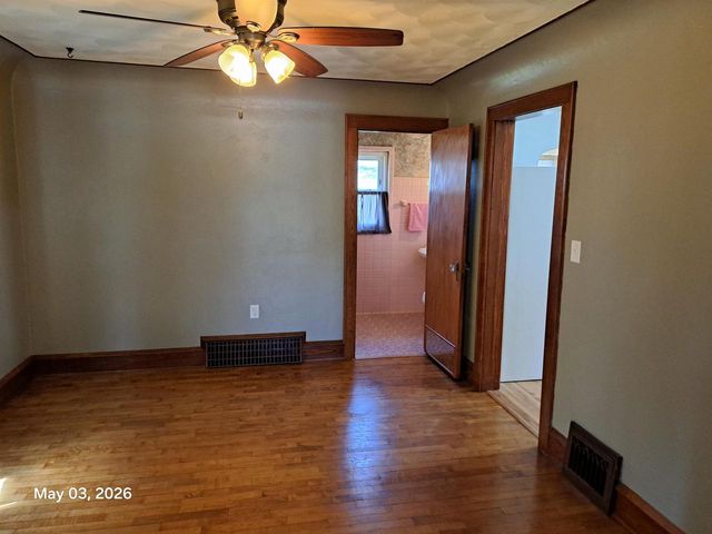 716 DE PERE STREET, Menasha, WI 54956
