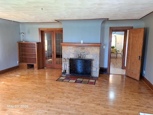 716 DE PERE STREET, Menasha, WI 54956