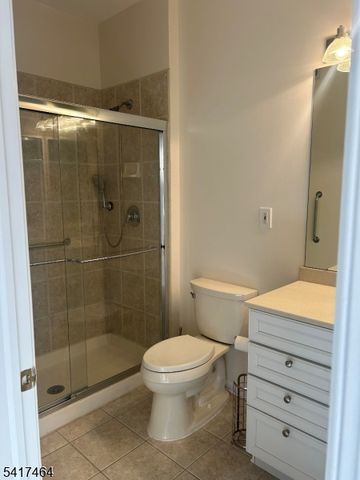 41 Victoria Dr, White Twp., NJ 07823