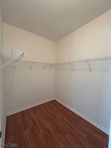 41 Victoria Dr, White Twp., NJ 07823