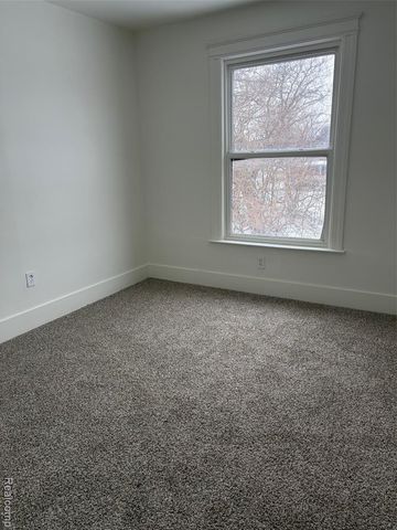 242 E Euclid Street, Detroit, MI 48202