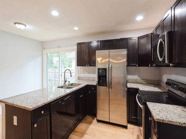 6205 SW 12th Street, Des Moines, IA 50315