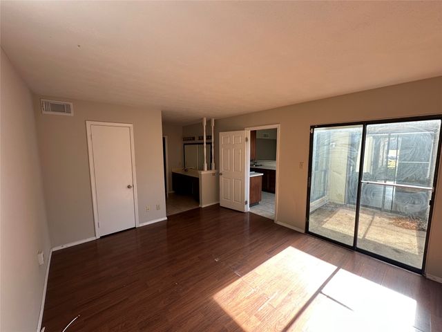 434 Pogue Street, Cedar Hill, TX 75104