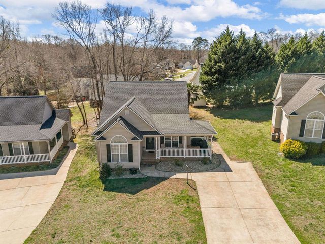 214 Cool Water Court, Boiling Springs, SC 29316