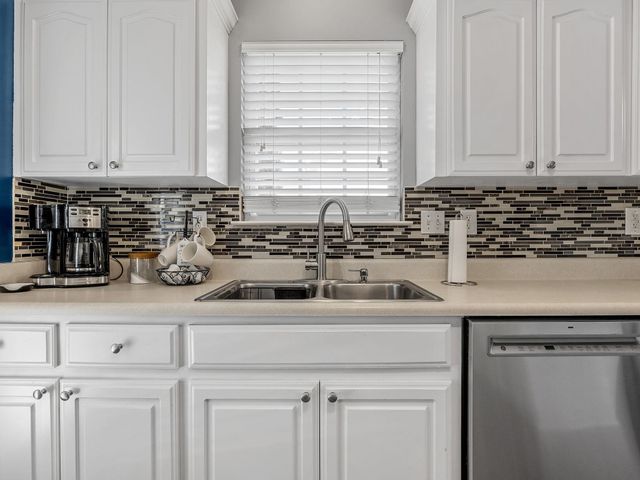 214 Cool Water Court, Boiling Springs, SC 29316