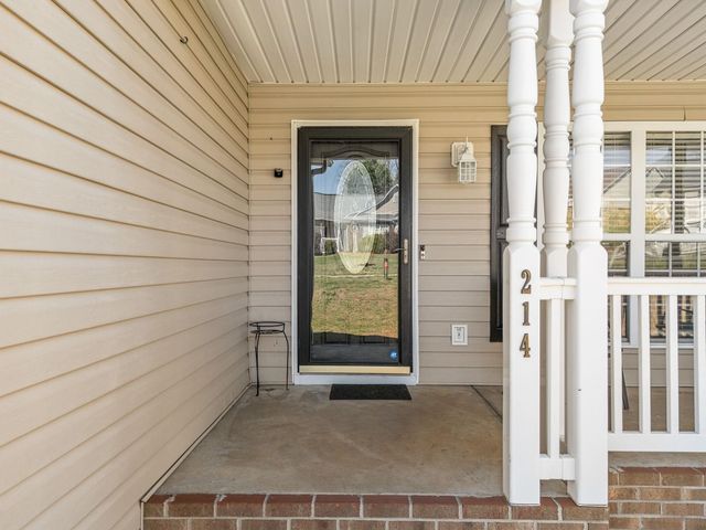 214 Cool Water Court, Boiling Springs, SC 29316