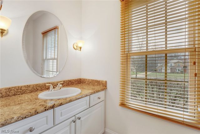 38595 Flanders Drive, Solon, OH 44139