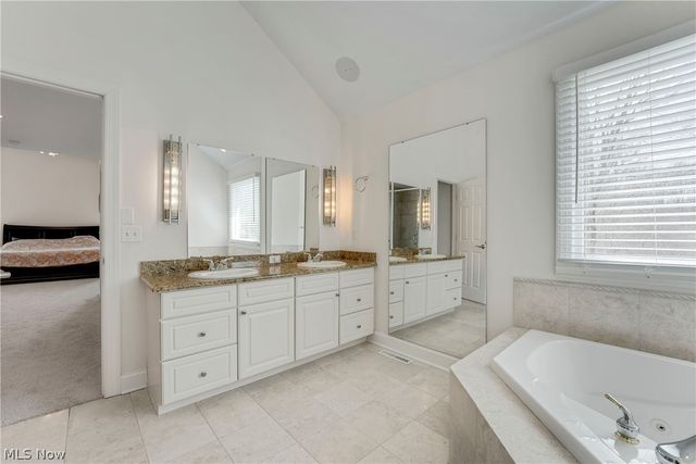 38595 Flanders Drive, Solon, OH 44139