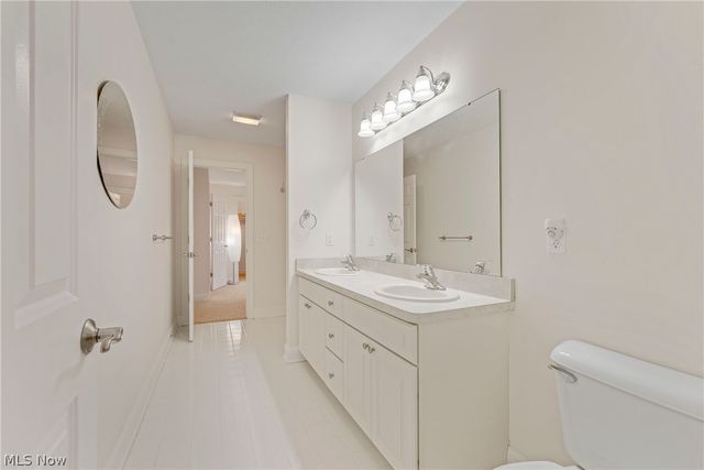 38595 Flanders Drive, Solon, OH 44139