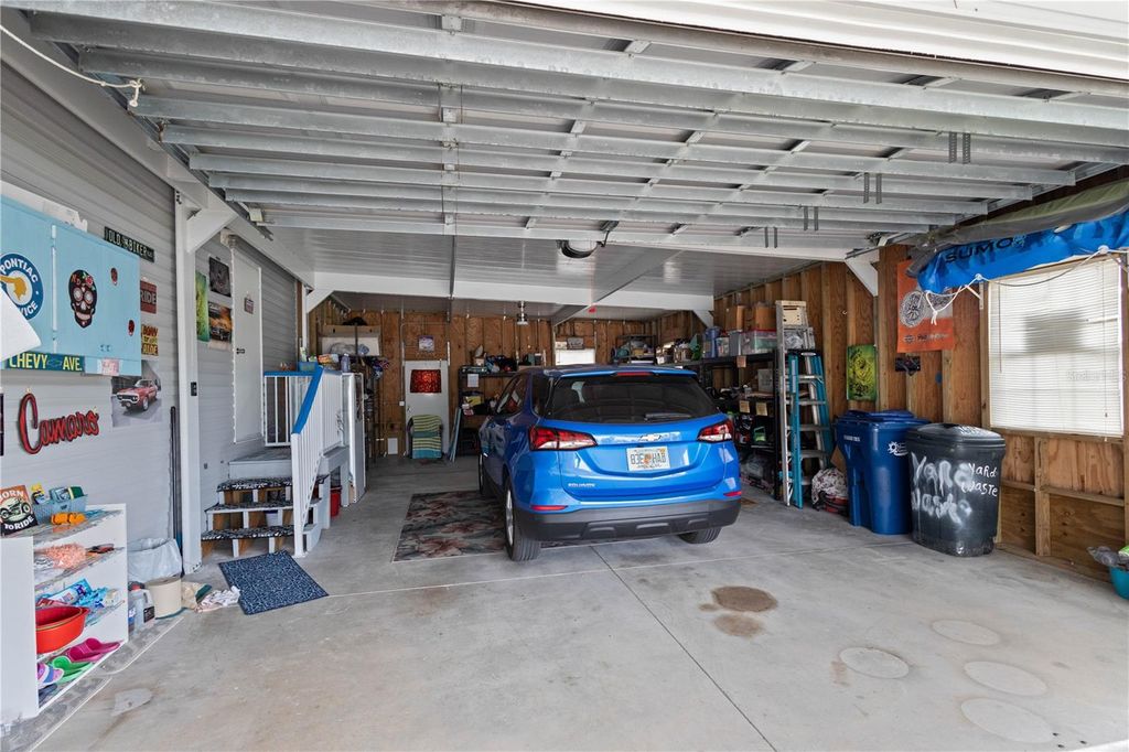 Image 6 of property listing at 3421 70TH AVENUE E, Ellenton, FL 34222