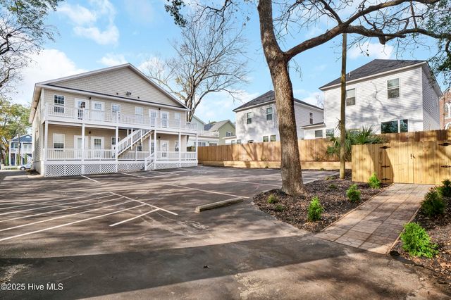 405 S 6th Street 2, Wilmington, NC 28401