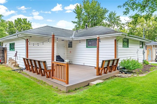 1024 Oakwood Drive, Elyria, OH 44035