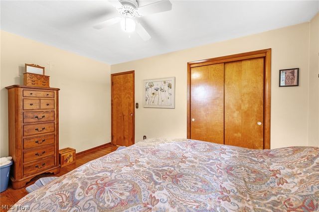 1024 Oakwood Drive, Elyria, OH 44035