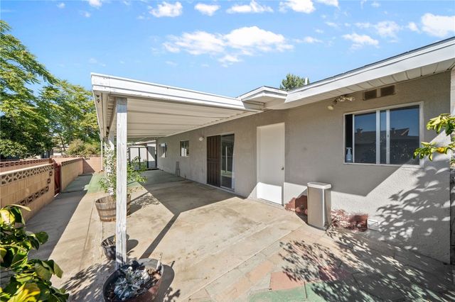 811 S Alessandro, Hemet, CA 92543