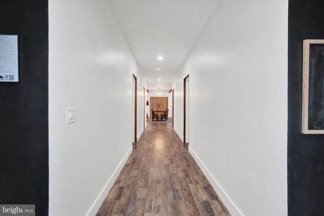 3828 BROWNTON RD, Felton, PA 17322