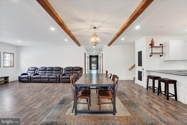 3828 BROWNTON RD, Felton, PA 17322