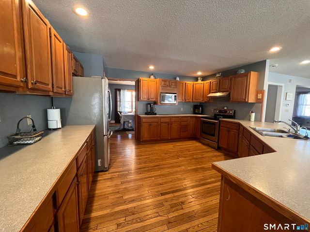 125 Eagle Ridge, Torrington, CT 06790