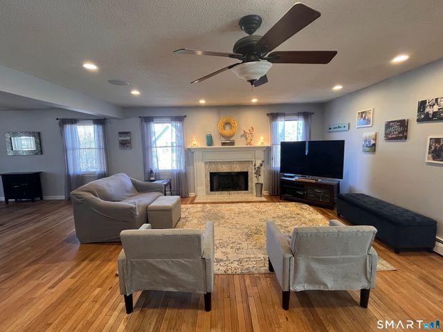 125 Eagle Ridge, Torrington, CT 06790